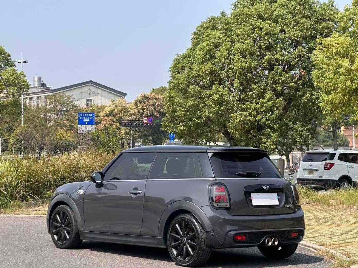 MINI MINI  2017款 2.0T COOPER S 賽車控圖片