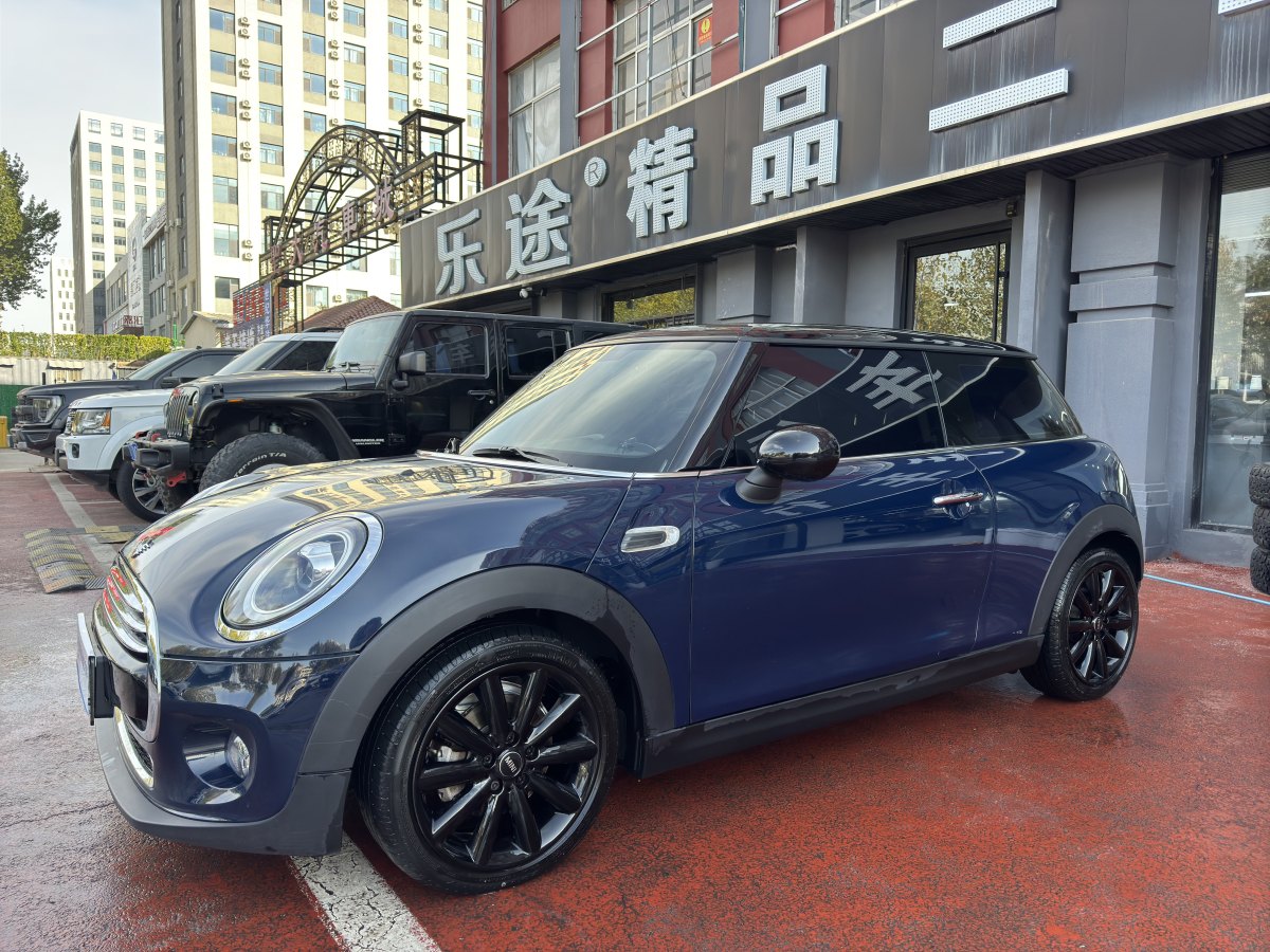 MINI COUNTRYMAN  2018款 1.5T COOPER 藝術家圖片