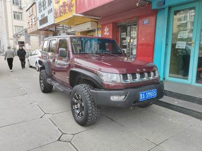 2017年2月 北京 BJ40 40L 2.3T 自動(dòng)四驅(qū)尊享版圖片