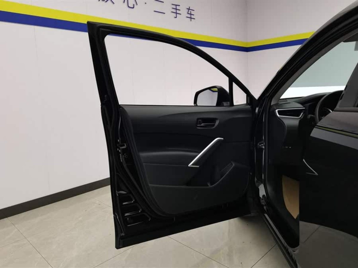 豐田 卡羅拉銳放  2022款 2.0L 先鋒版圖片