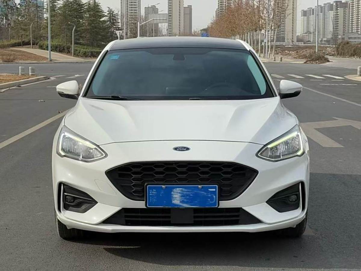 福特 福克斯  2020款 兩廂 EcoBoost 180 自動鋒潮型圖片