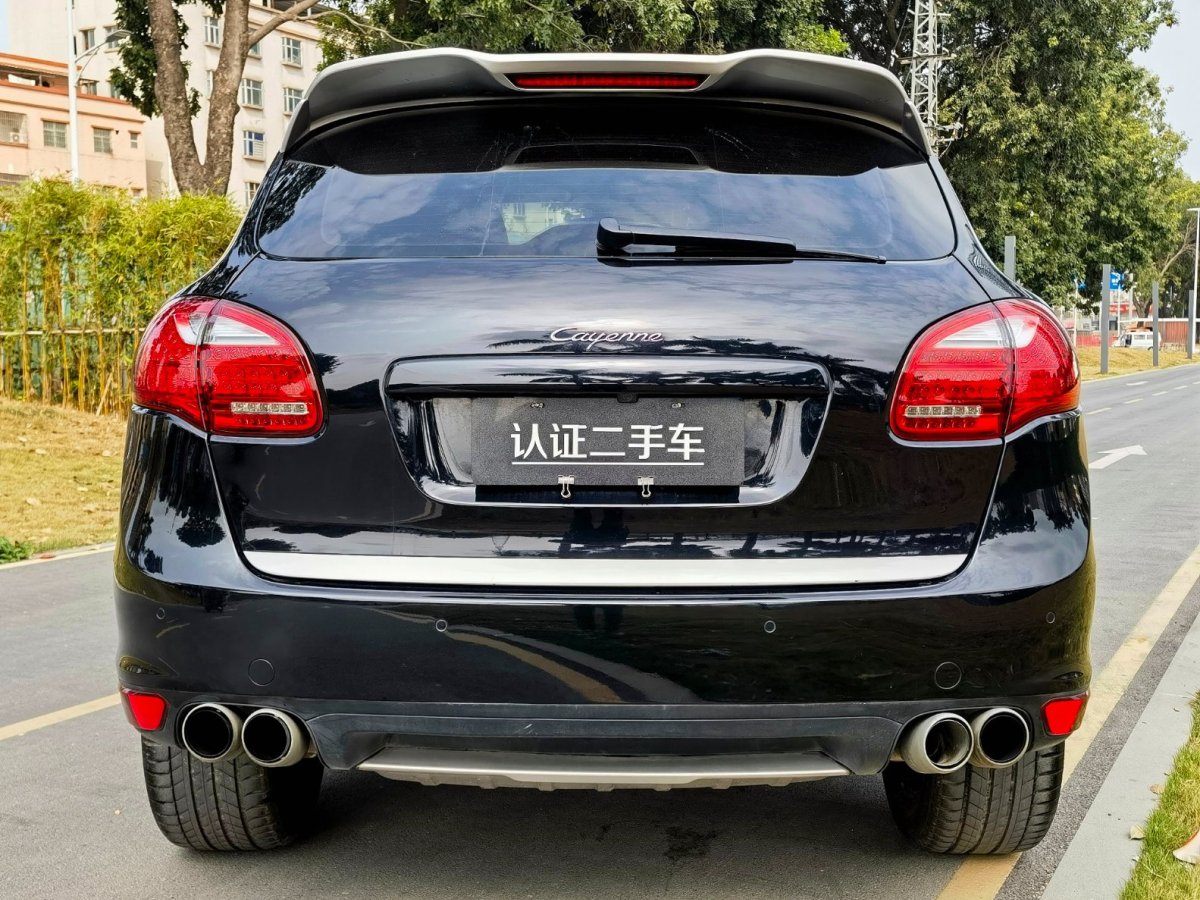 保時(shí)捷 Cayenne  2014款 Cayenne Platinum Edition 3.0T圖片