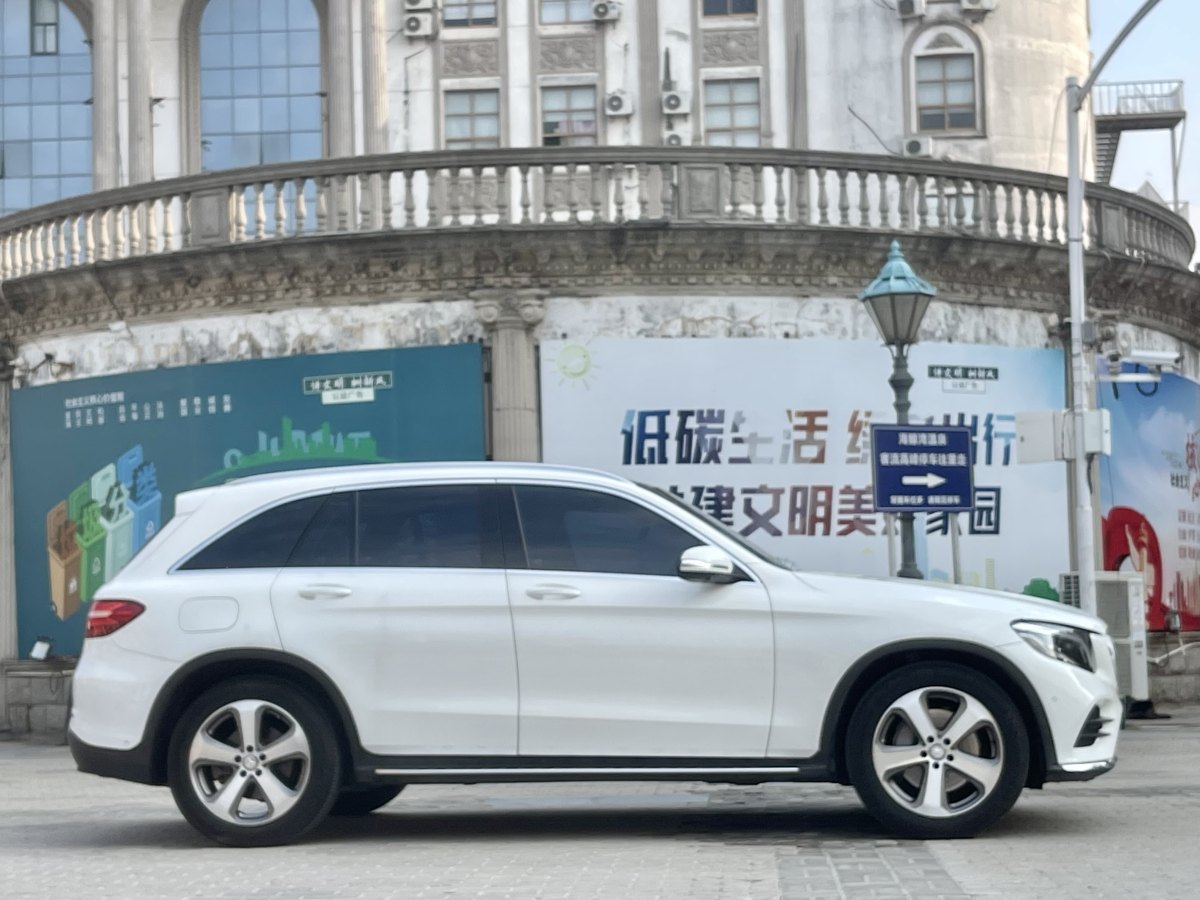 奔馳 奔馳GLC  2017款 GLC 260 4MATIC 豪華型圖片