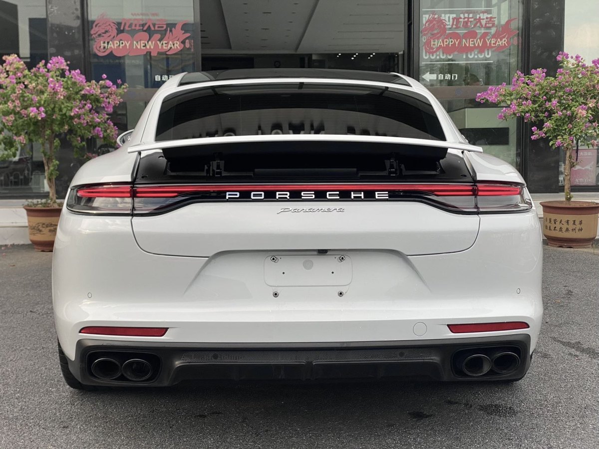 2022年1月保時(shí)捷 Panamera  2022款 Panamera 行政加長(zhǎng)版 2.9T