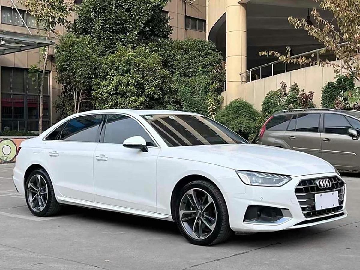 奧迪 奧迪A4L  2022款 40 TFSI 豪華動(dòng)感型圖片