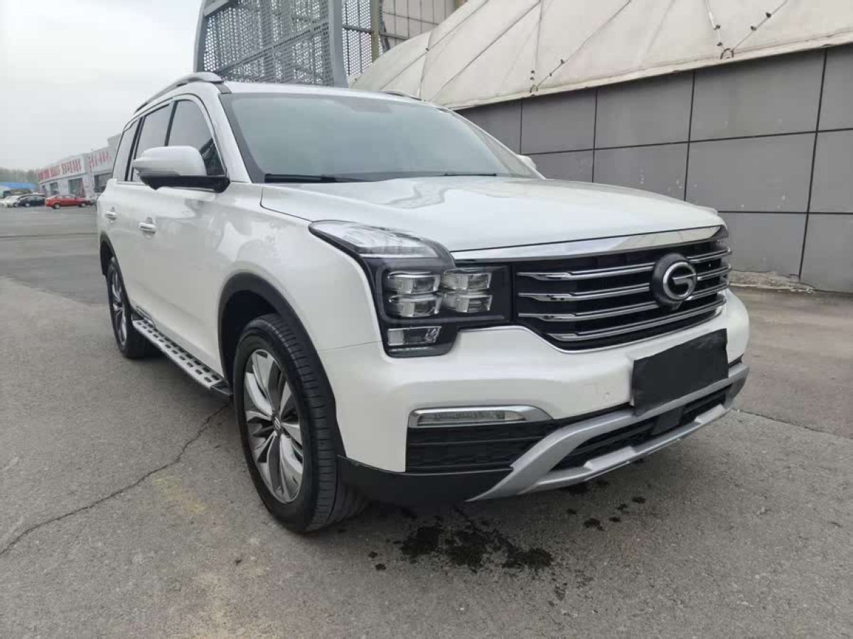 廣汽傳祺 GS8  2017款 320T 兩驅(qū)豪華智聯(lián)版圖片