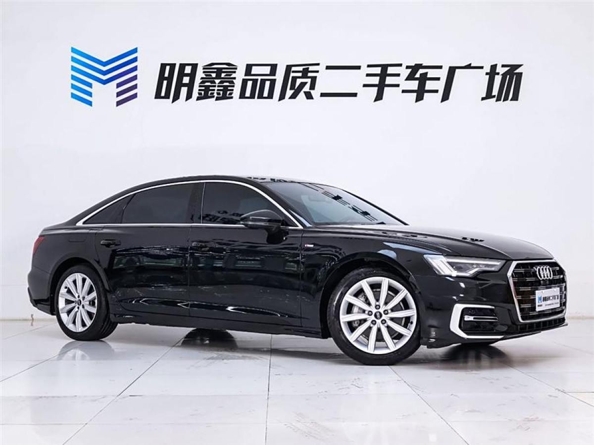 奧迪 奧迪A6L  2023款 改款 45 TFSI 臻選動(dòng)感型圖片