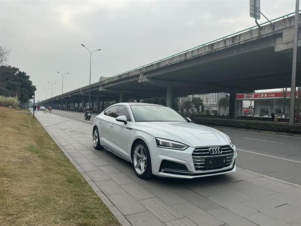 奧迪 奧迪A5  2017款 Sportback 40 TFSI 時尚型圖片