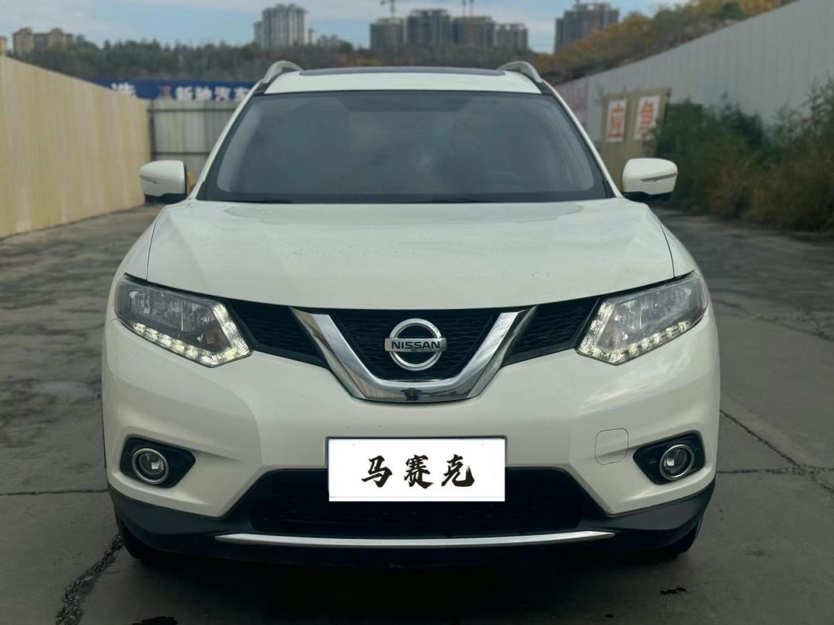 2016年10月日產(chǎn) 奇駿  2016款 2.0L CVT智享版 4WD