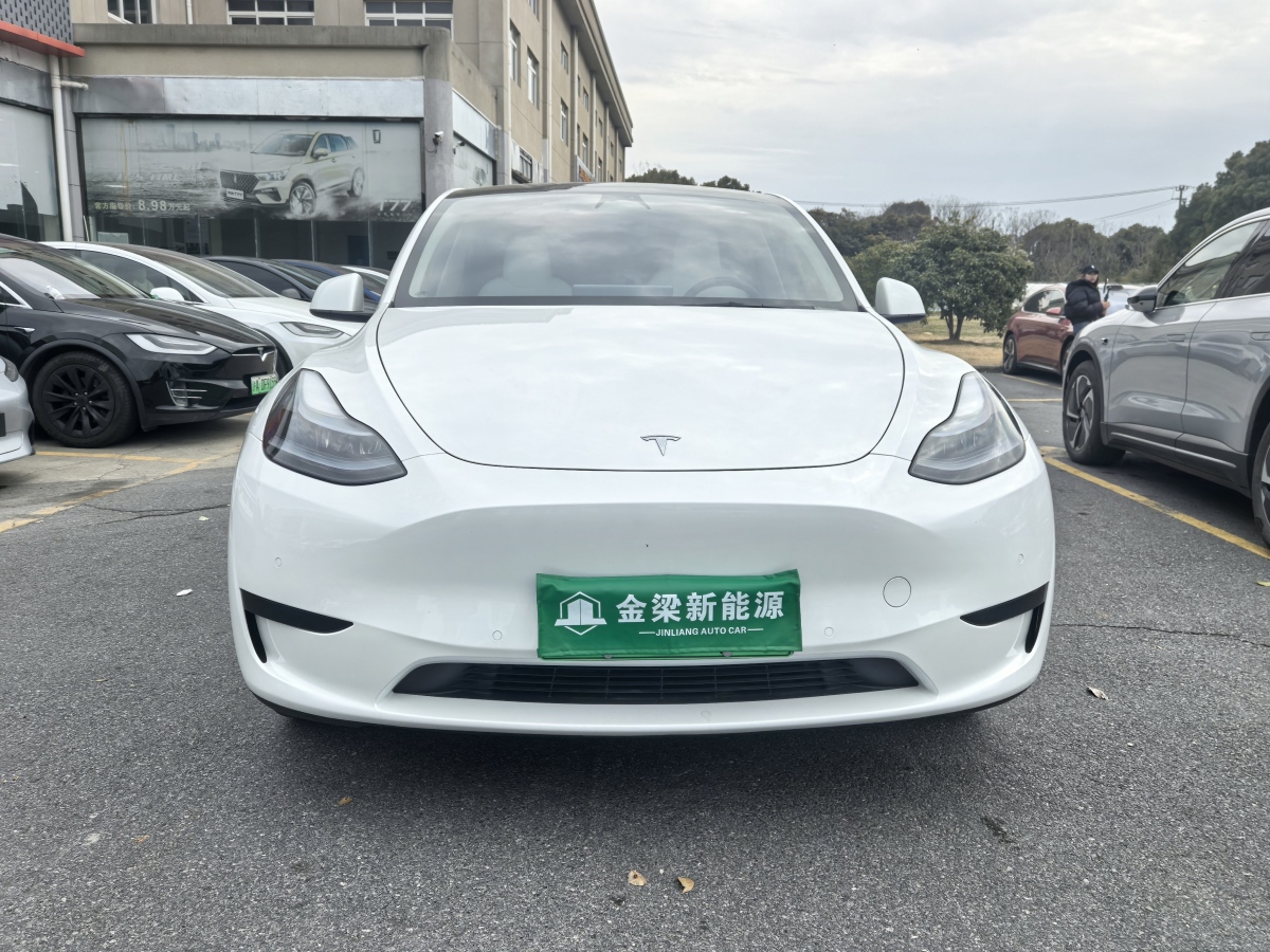 特斯拉 Model 3  2023款 煥新版 后輪驅(qū)動(dòng)圖片