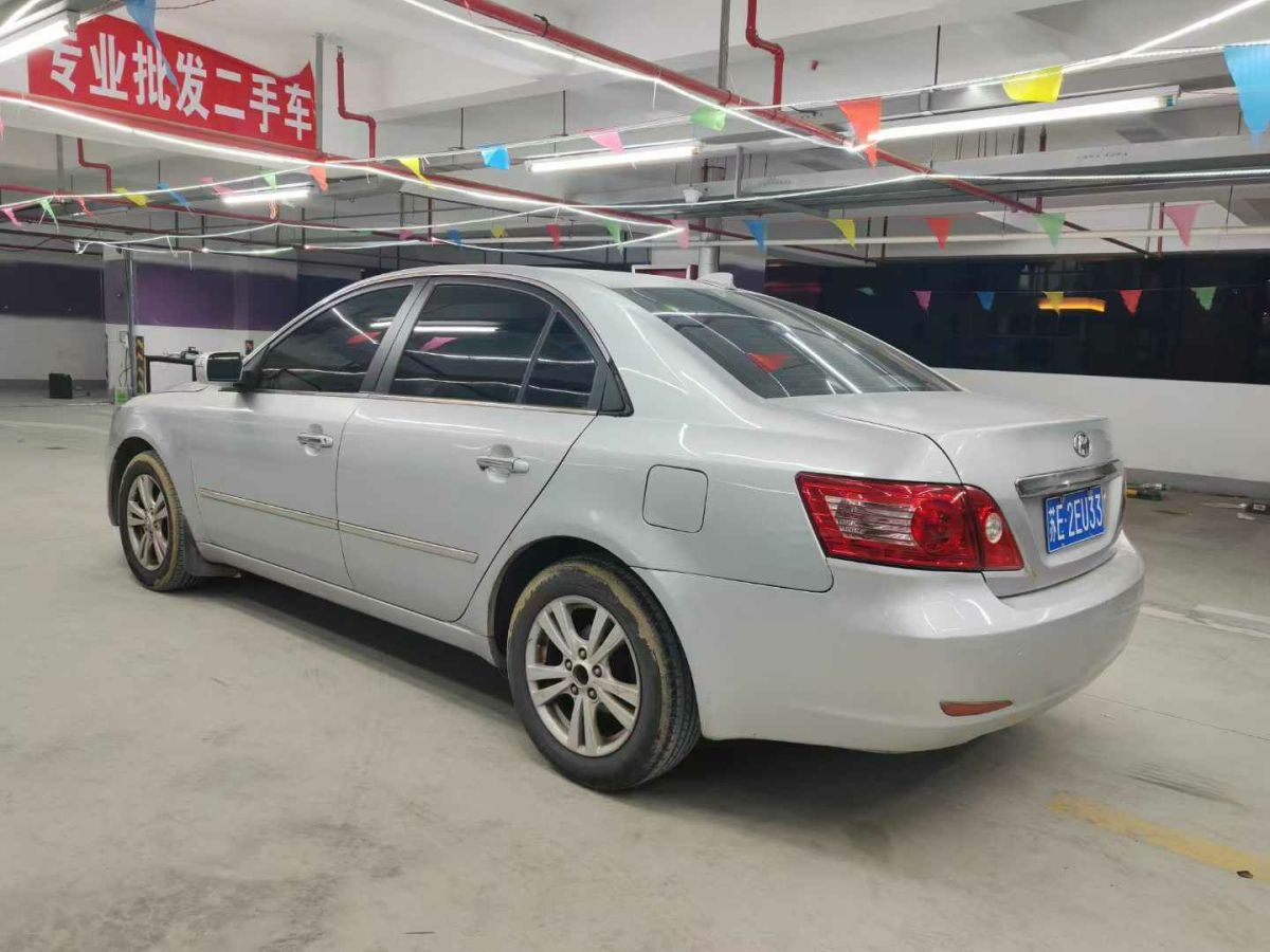 2009年1月現(xiàn)代 領(lǐng)翔  2009款 2.0L MT GL