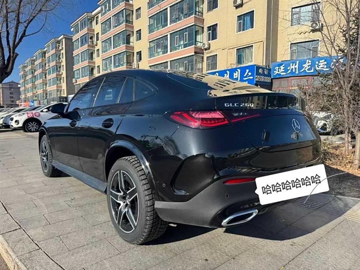 奔馳 奔馳GLC  2024款 GLC 260 4MATIC 轎跑SUV圖片