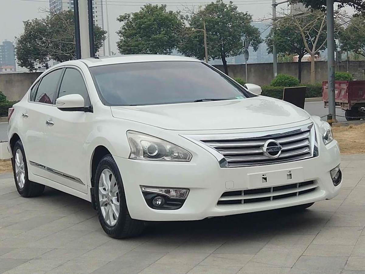 日產(chǎn) 天籟  2013款 2.0L XL舒適版圖片