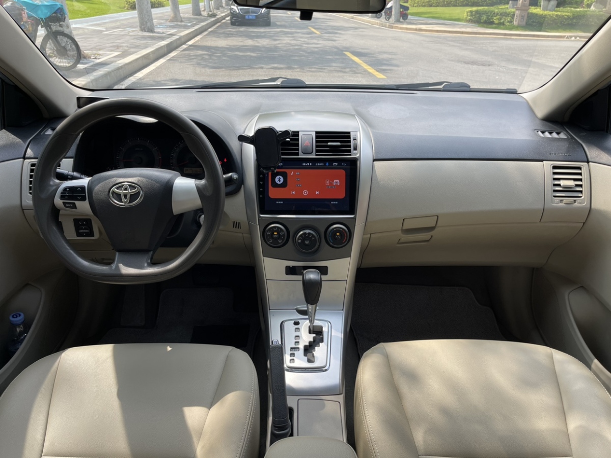 丰田 卡罗拉  2013款 特装版 1.6L 自动炫酷型GL图片