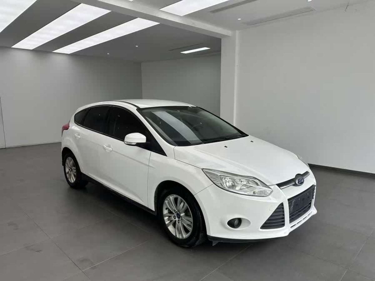 福特 ?？怂? 2012款 兩廂 1.6L 自動(dòng)舒適型圖片