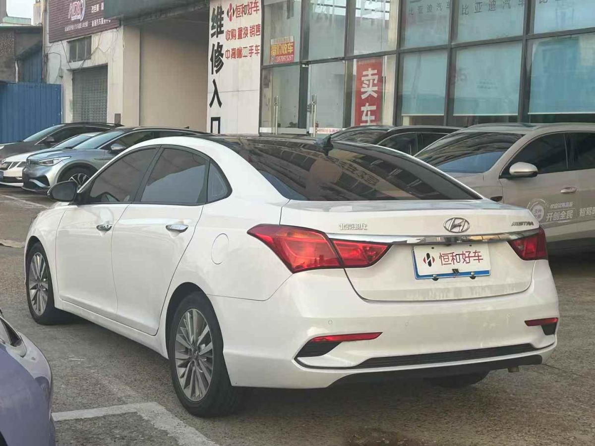 現(xiàn)代 名圖  2017款 1.6T 自動旗艦型TOP圖片