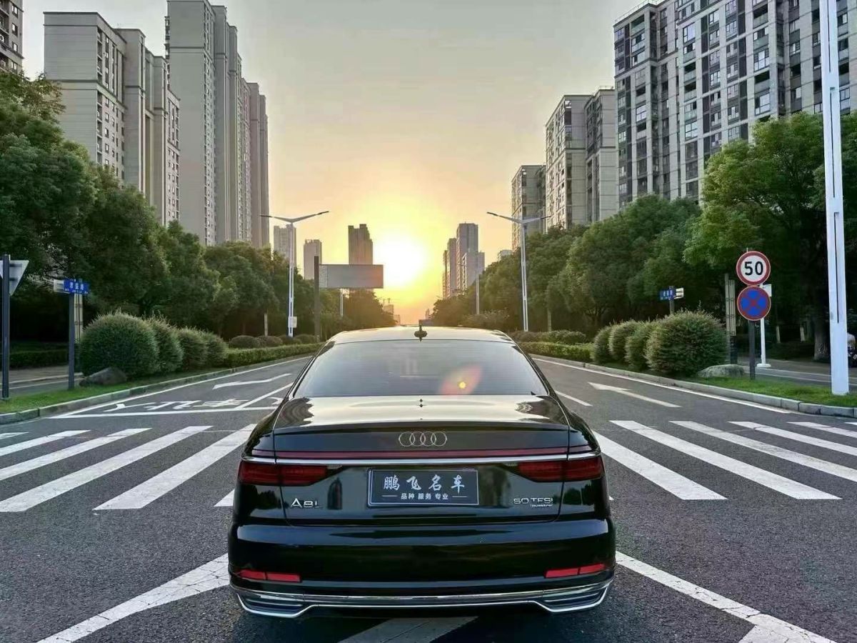 奧迪 奧迪S8  2020款 S8L 4.0TFSI quattro圖片