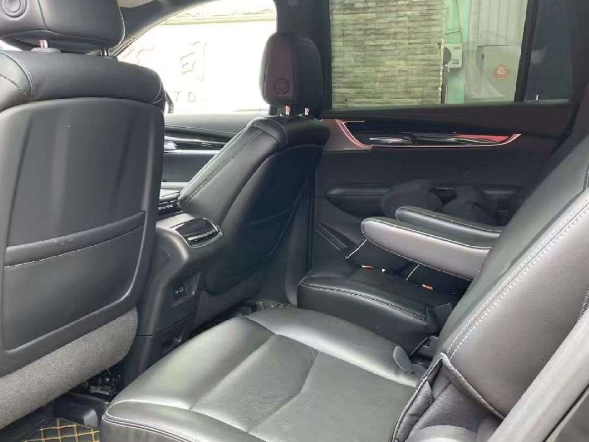 凱迪拉克 XT6  2022款 2.0T 六座四驅(qū)豪華型圖片