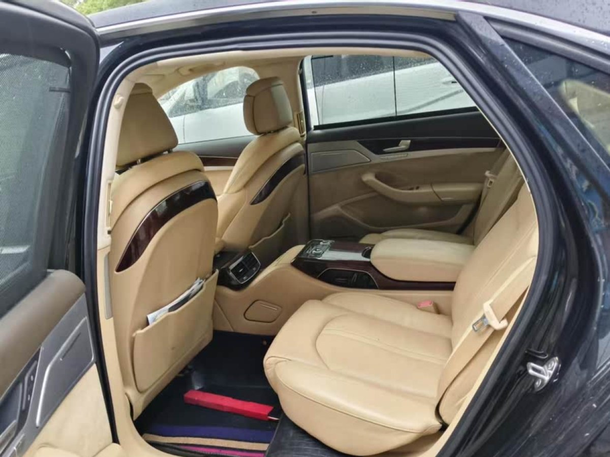 奧迪 奧迪A8  2011款 A8L 3.0 TFSI quattro舒適型(213kW)圖片