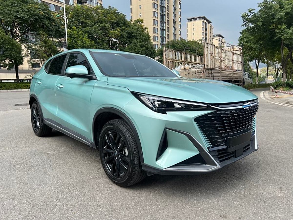 長(zhǎng)安歐尚 長(zhǎng)安歐尚X5 PLUS  2023款 改款 1.5T DCT領(lǐng)航型圖片