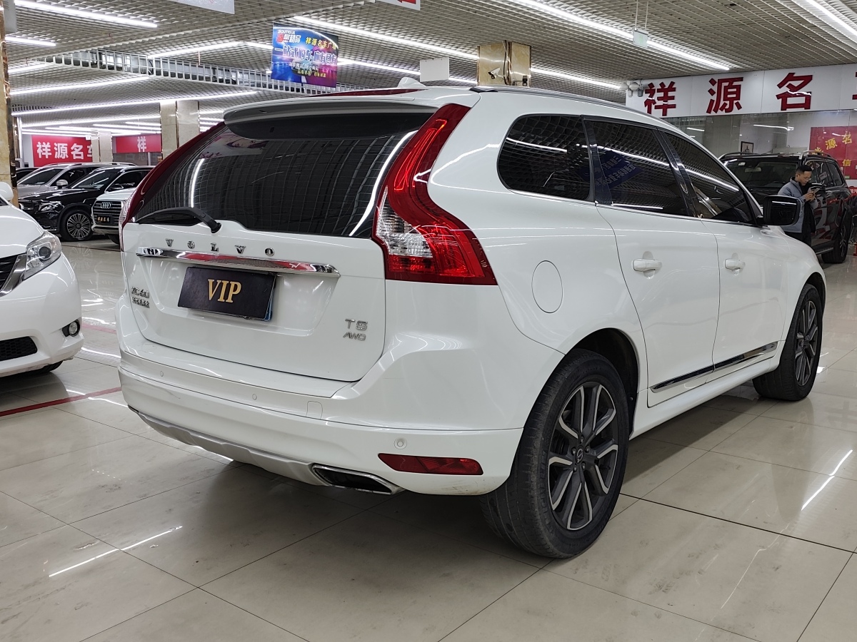 沃爾沃 XC60  2017款 T5 AWD 智遠(yuǎn)升級(jí)版圖片