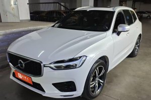 XC60 沃爾沃 T5 四驅(qū)智遠(yuǎn)運(yùn)動(dòng)版