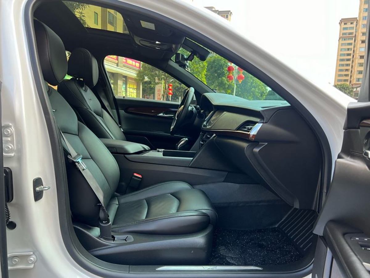 凱迪拉克 CT6  2019款 28T 精英型圖片