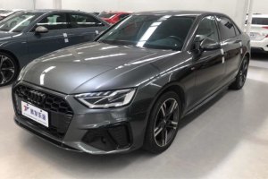 奥迪A4L 奥迪 40 TFSI quattro 豪华动感型