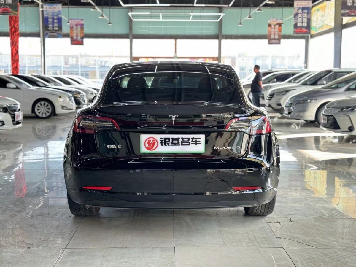 特斯拉 Model 3  2022款 改款 后輪驅(qū)動版圖片