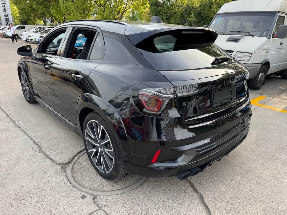 領(lǐng)克 領(lǐng)克02 Hatchback  2021款 2.0TD Halo圖片