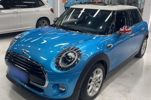 MINI MINI 1.5T COOPER 經(jīng)典派 五門版
