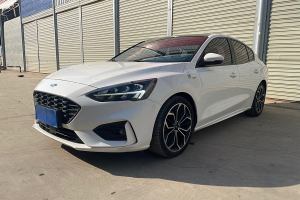 福克斯 福特 三廂 EcoBoost 180 自動(dòng)ST Line