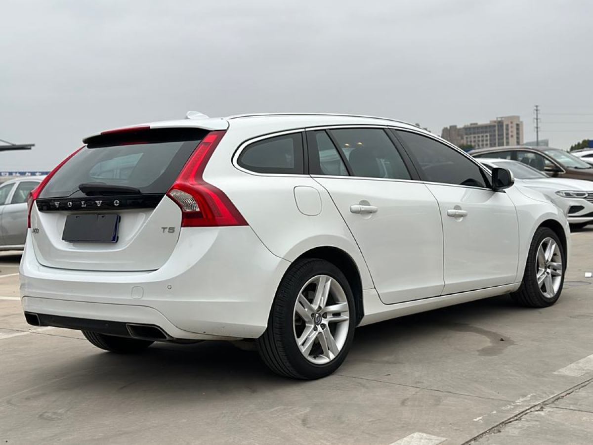 沃爾沃 V60  2015款 T5 智雅版圖片