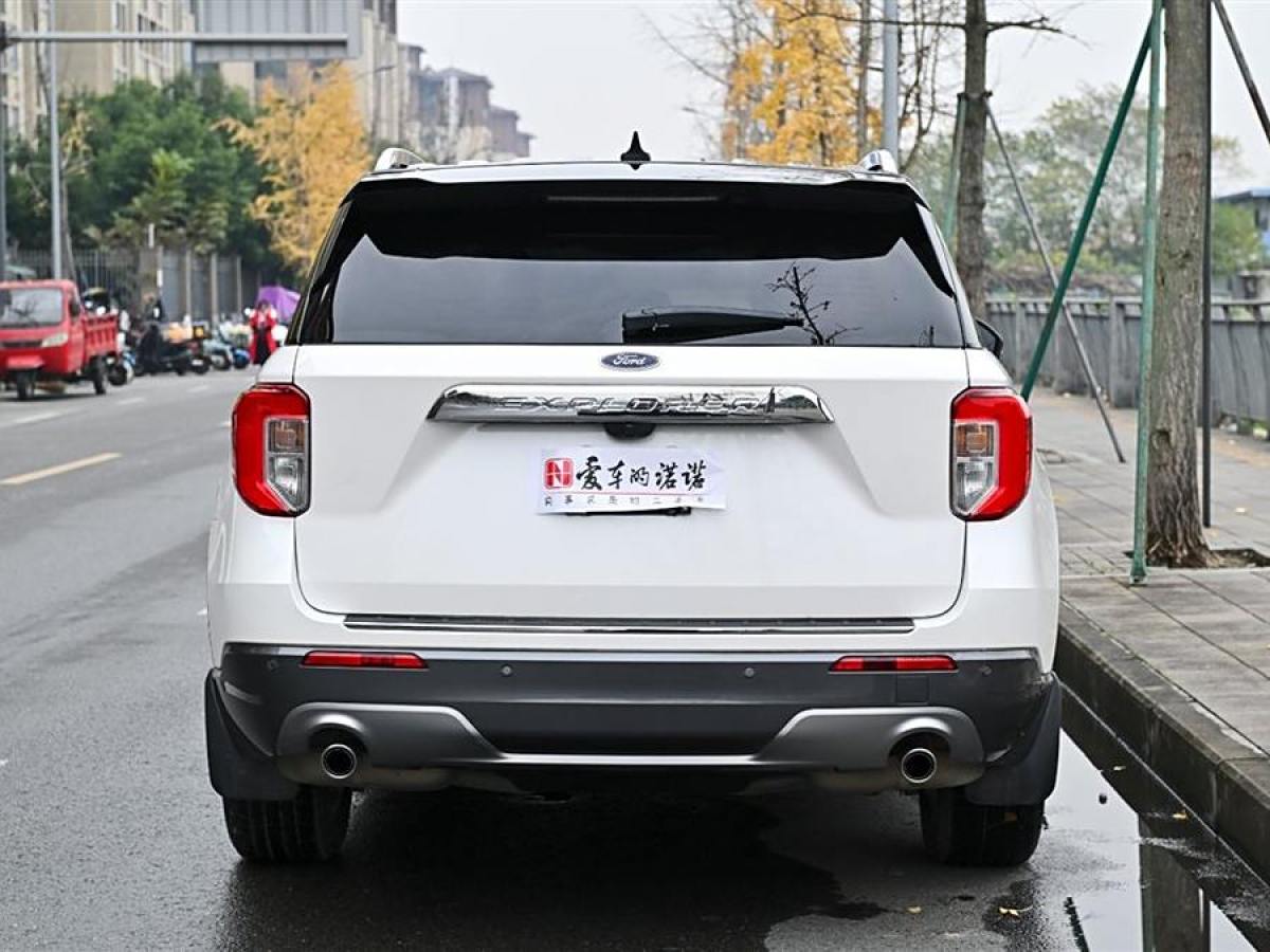 福特 探險(xiǎn)者  2023款 EcoBoost 285 四驅(qū)鈦金版 7座圖片