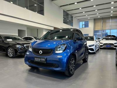 2019年11月 smart fortwo 0.9T 66千瓦硬頂先鋒版 國(guó)VI圖片