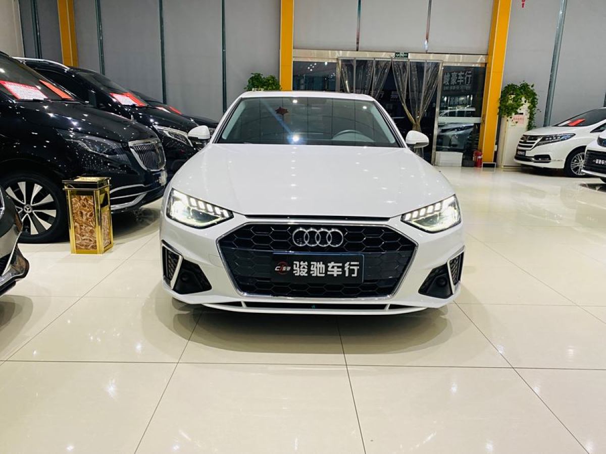 奧迪 奧迪A4L  2022款 40 TFSI 時(shí)尚動(dòng)感型圖片