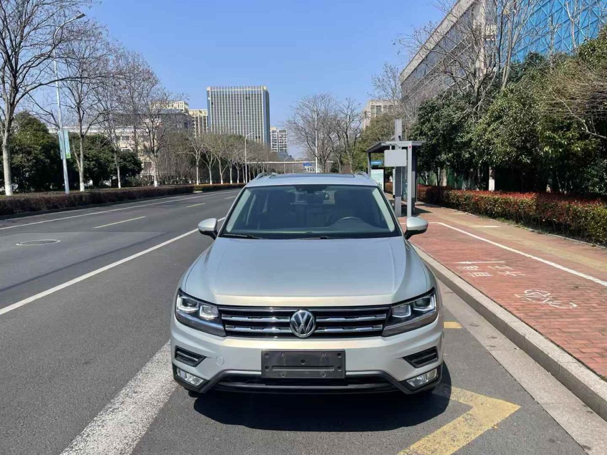 大眾 途觀  2018款 L 330TSI DSG兩驅(qū)旗艦版圖片