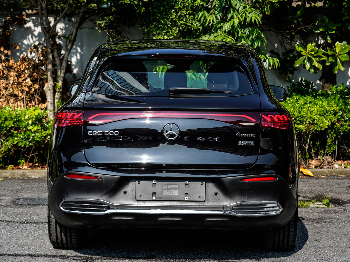 2024年5月奔馳 奔馳EQE SUV  2024款 500 4MATIC 豪華版