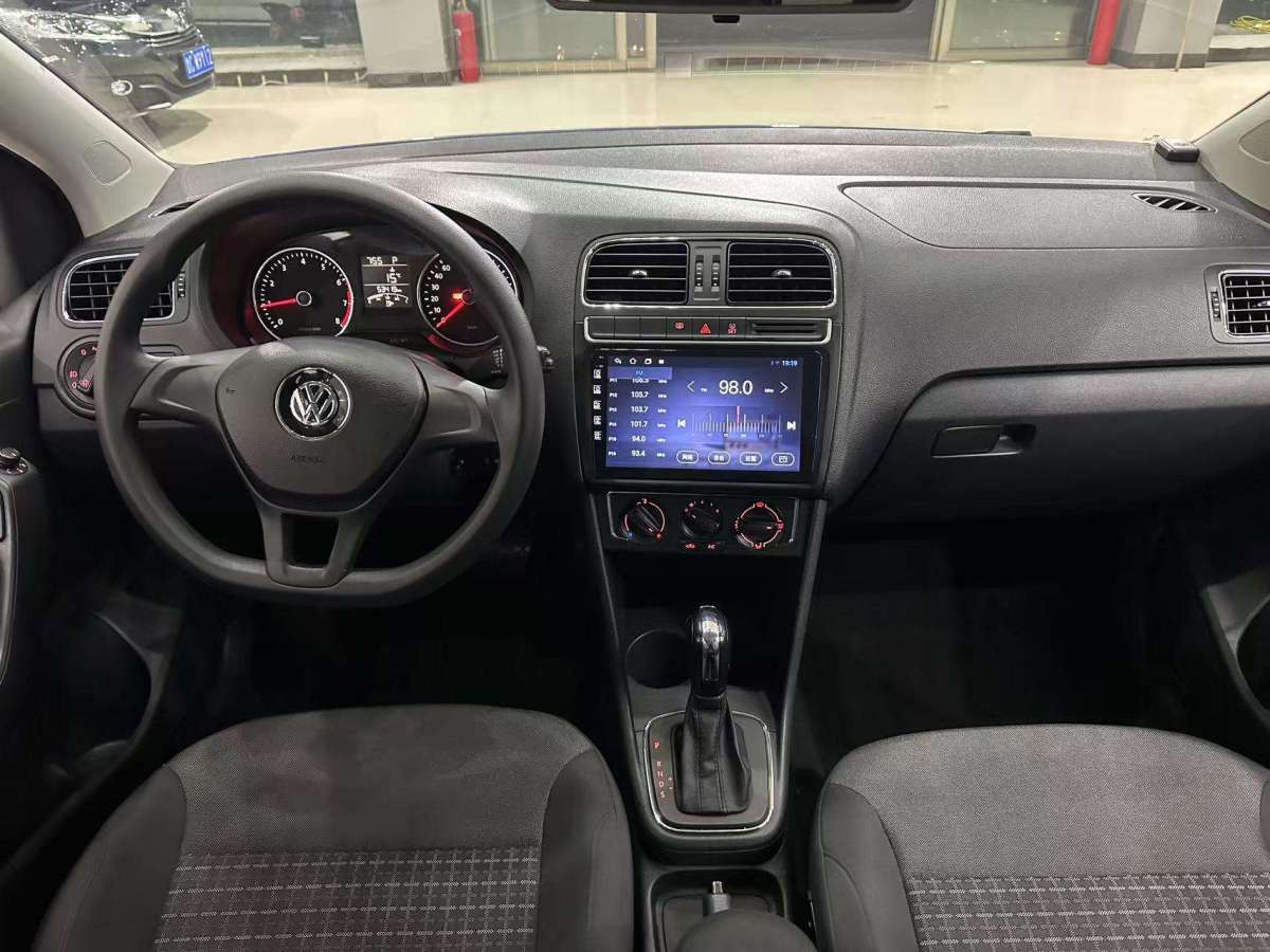 大眾 Polo  2014款 1.4L 自動舒適版圖片
