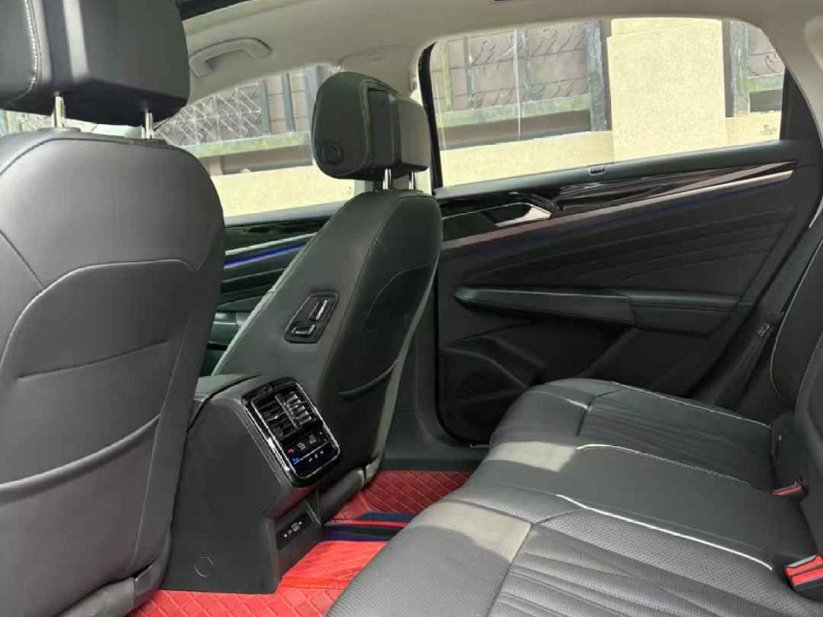 大眾 帕薩特  2022款 330TSI 豪華版圖片
