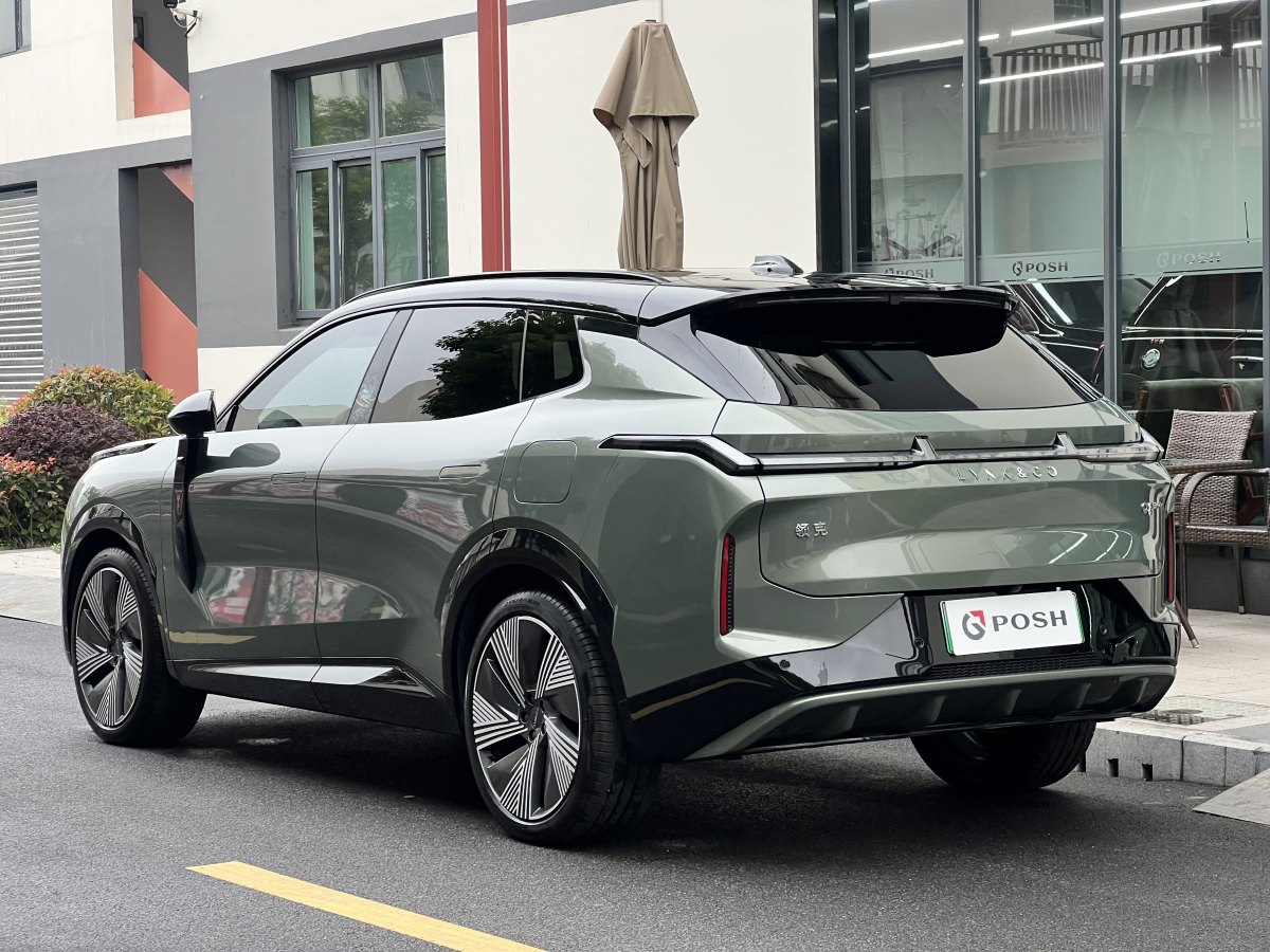 領(lǐng)克 領(lǐng)克08新能源  2023款 220km 時(shí)間限量版圖片