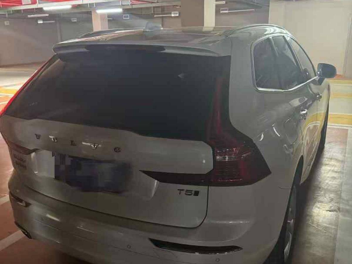 沃爾沃 XC60  2021款 T4 智行豪華版圖片