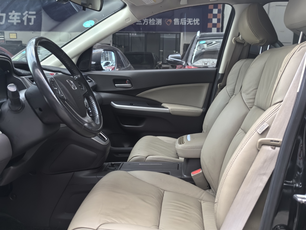 2013年12月本田 CR-V  2012款 2.4L 四驅(qū)豪華版