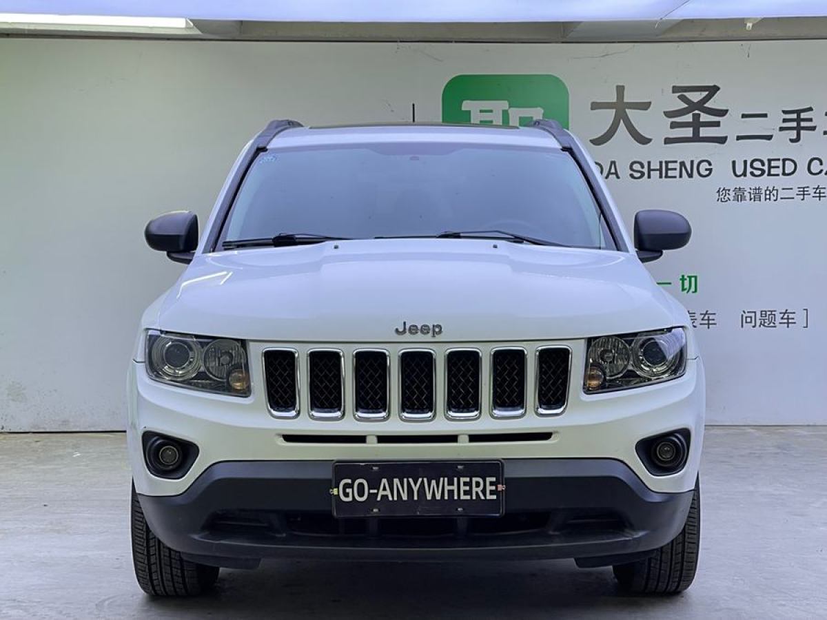 2014年4月Jeep 指南者  2014款 改款 2.0L 兩驅(qū)進(jìn)取版