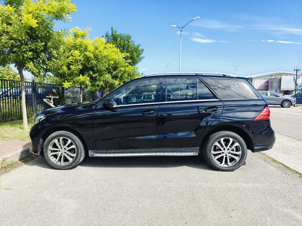 奔馳 奔馳GLE  2016款 GLE 320 4MATIC 動(dòng)感型圖片