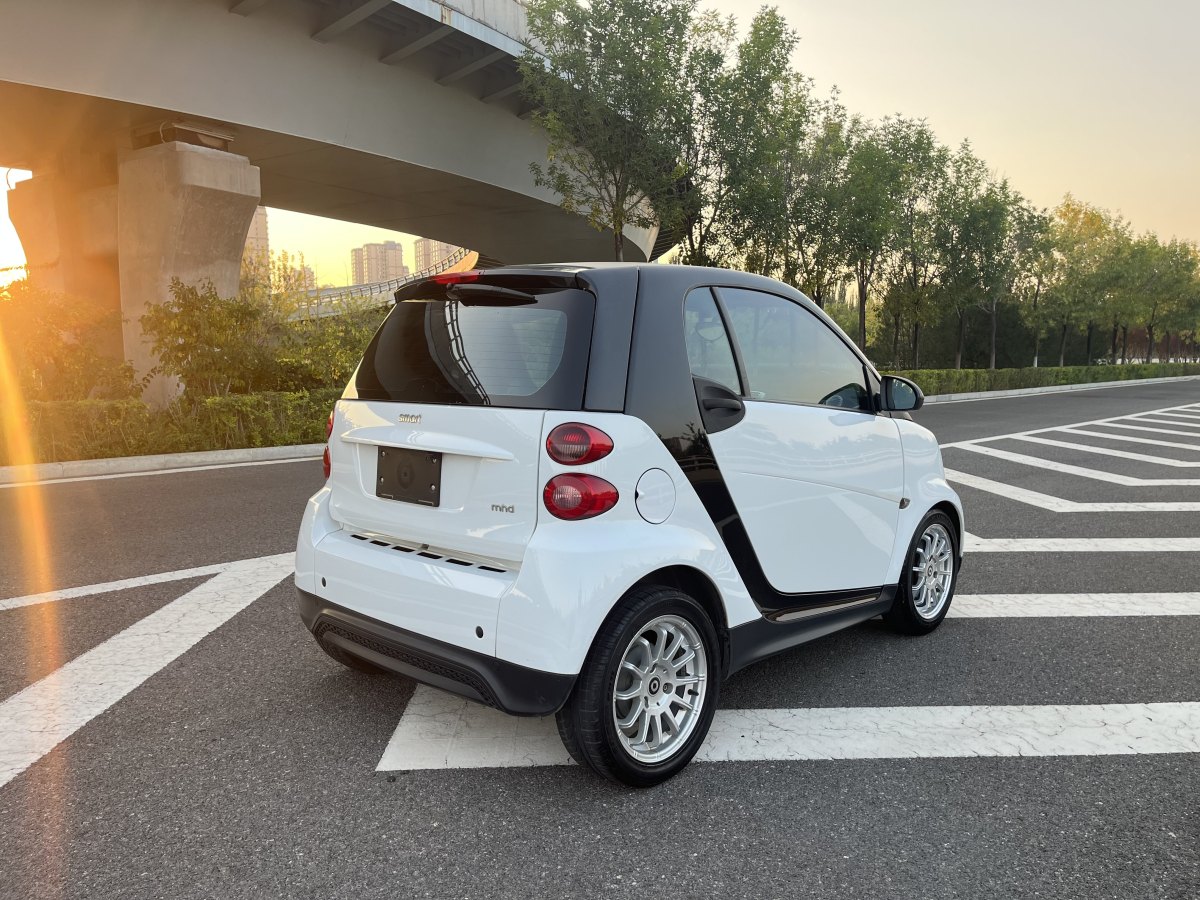 smart fortwo  2012款 1.0 MHD 硬頂標準版圖片