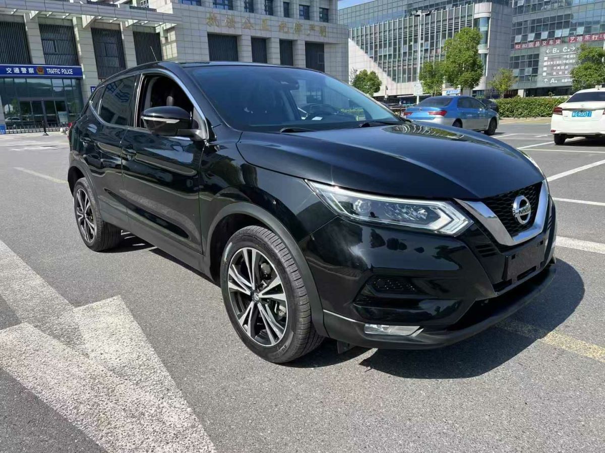日產(chǎn) 逍客  2019款  2.0L CVT旗艦版圖片