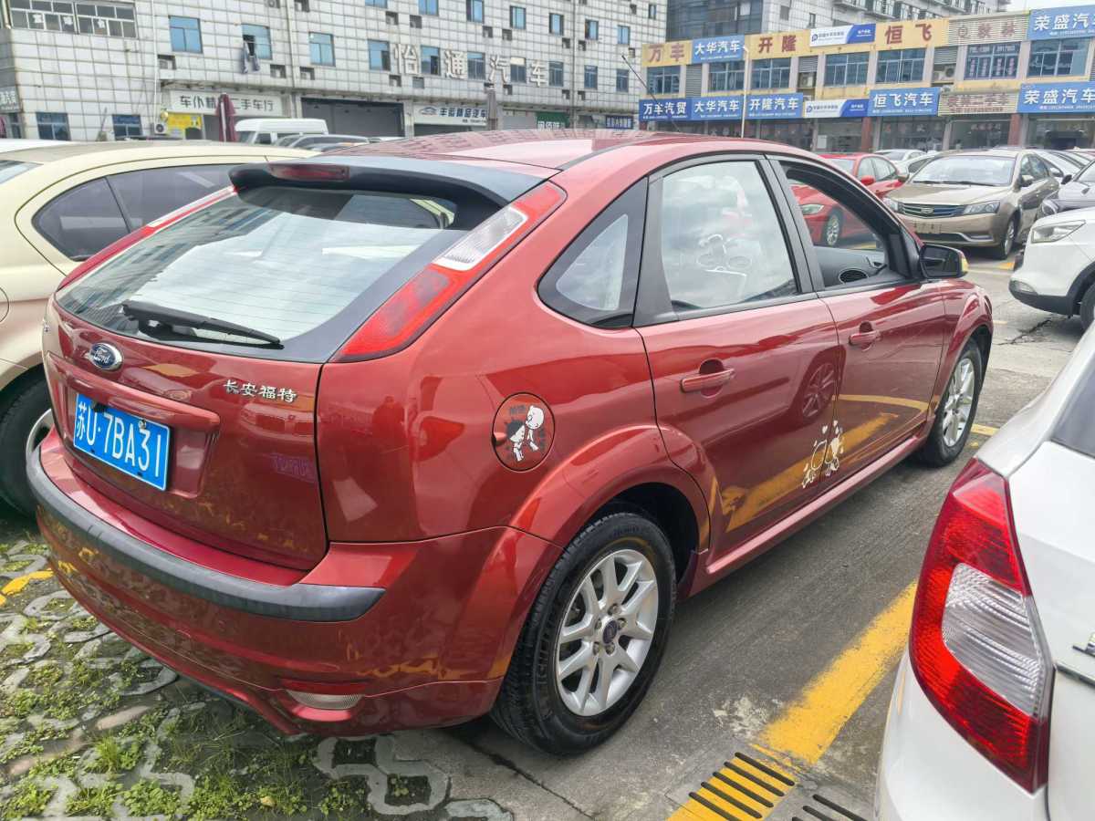 福特 ?？怂? 2007款 兩廂 1.8L 自動(dòng)時(shí)尚型圖片