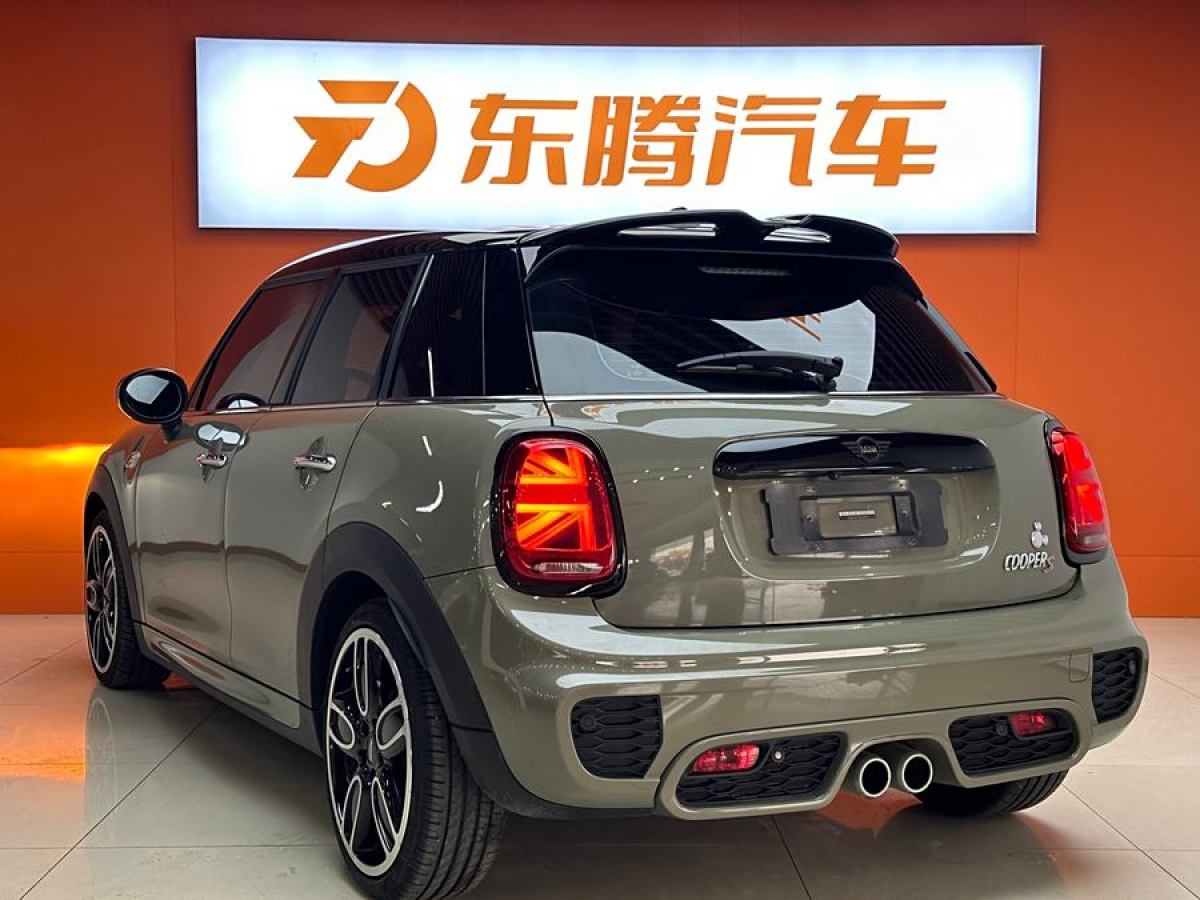 MINI MINI  2019款 2.0T COOPER S 賽車手 五門版圖片