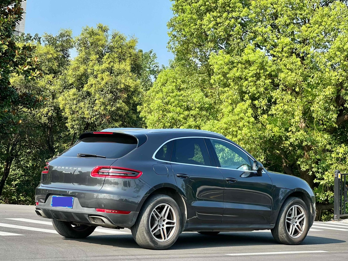 2018年1月保時捷 Macan  2017款 Macan 2.0T